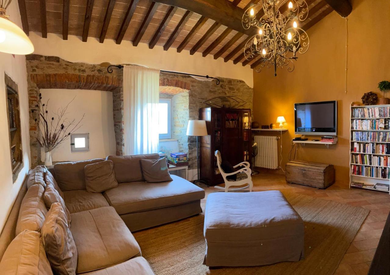 مبيت وإفطار أنغياري Relais Il Pozzeto المظهر الخارجي الصورة