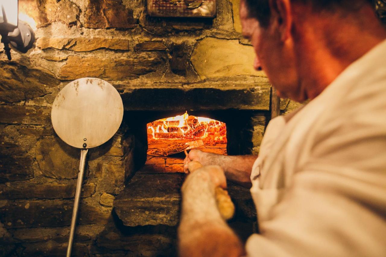 مبيت وإفطار أنغياري Relais Il Pozzeto المظهر الخارجي الصورة